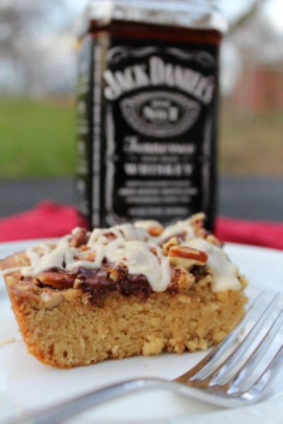 Jack Daniel’s Cake With Buttered Whiskey Glaze