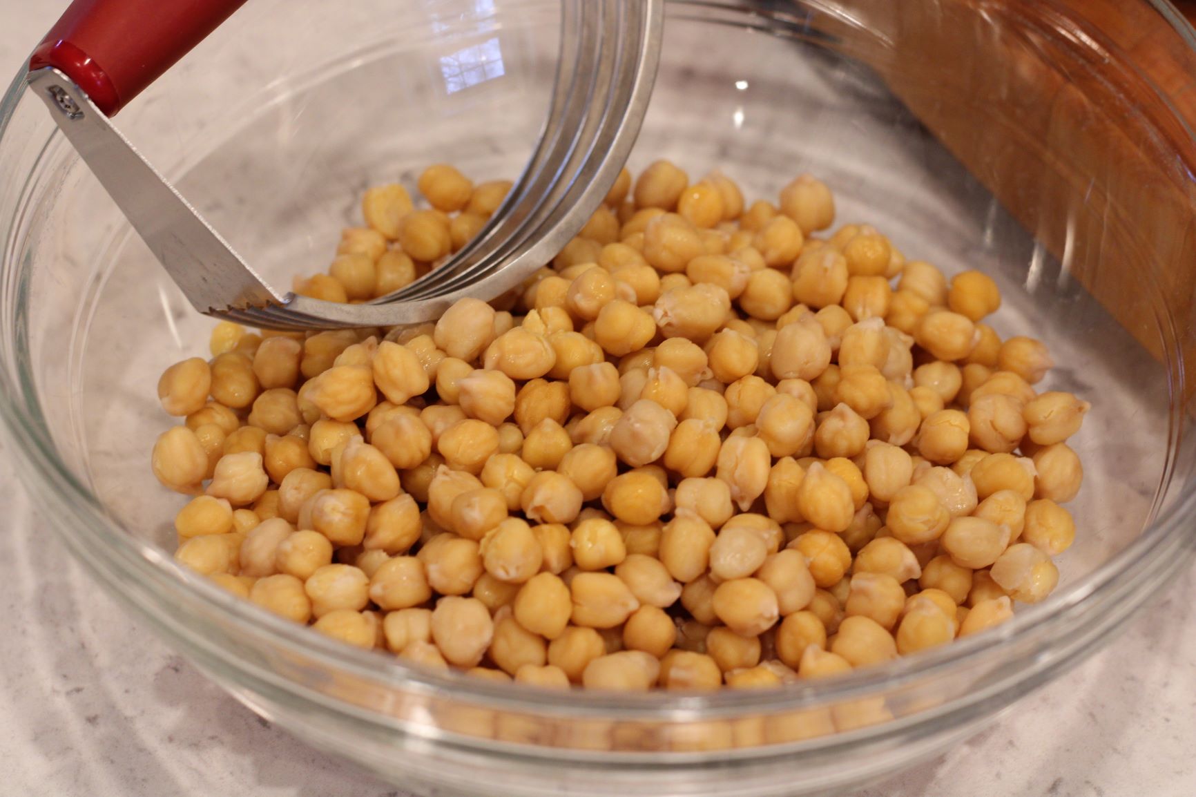bowl of chickpeas ready to make salad